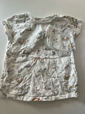 Minnie unicorn and rainbows white short sleeved tee, 5t